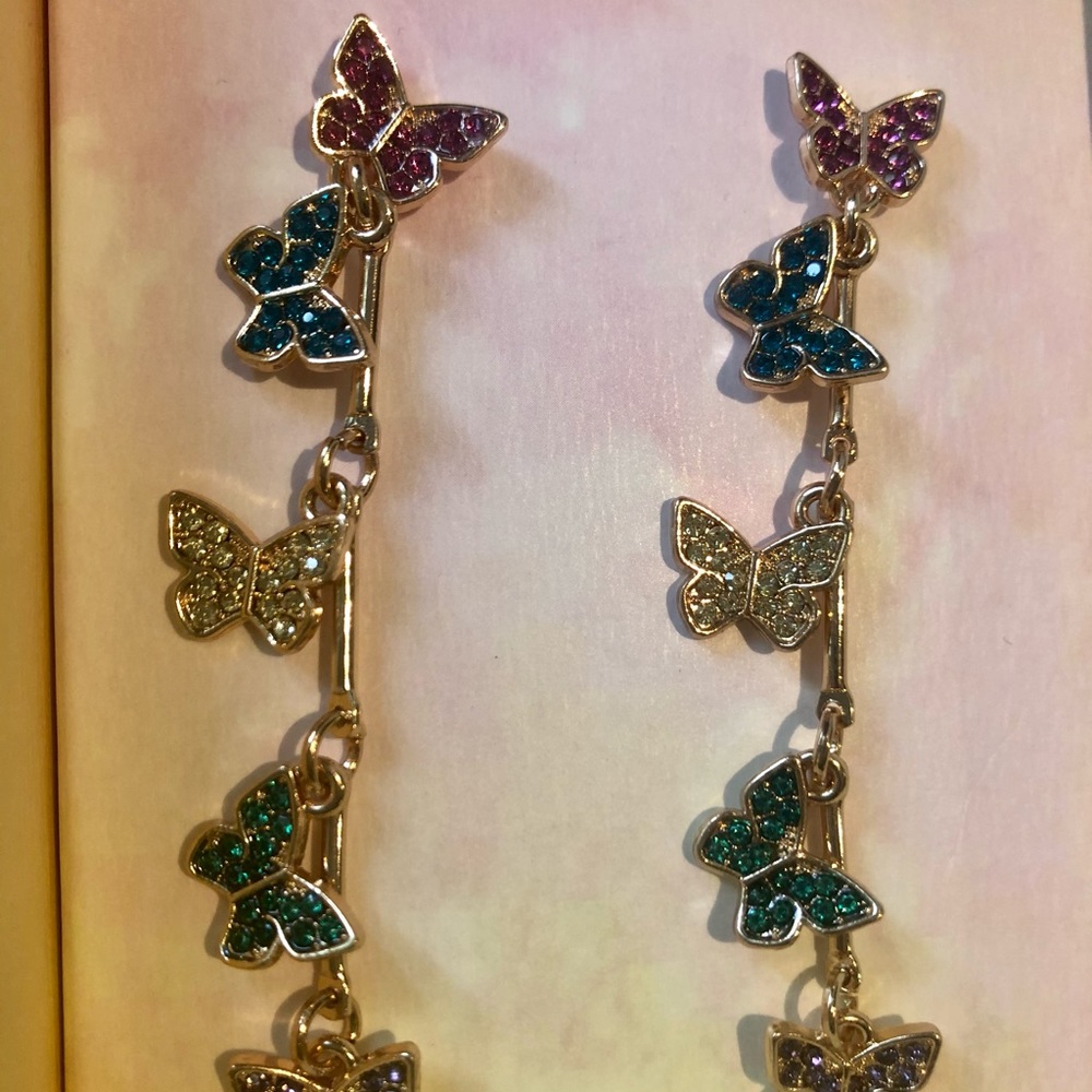 NIB C&C CALIFORNIA RHINESTONE BUTTERFLY EARRINGS - Picture 3 of 12